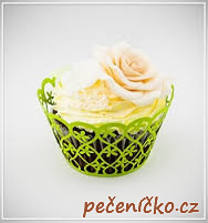 Košíčky na cupcakes  12 ks  zelené - květiny