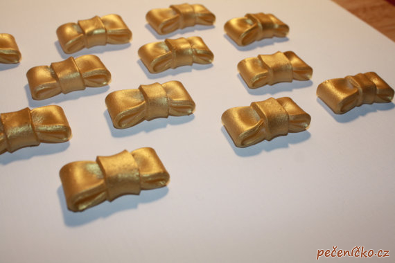 Modelovací hmota zlatá 100 g